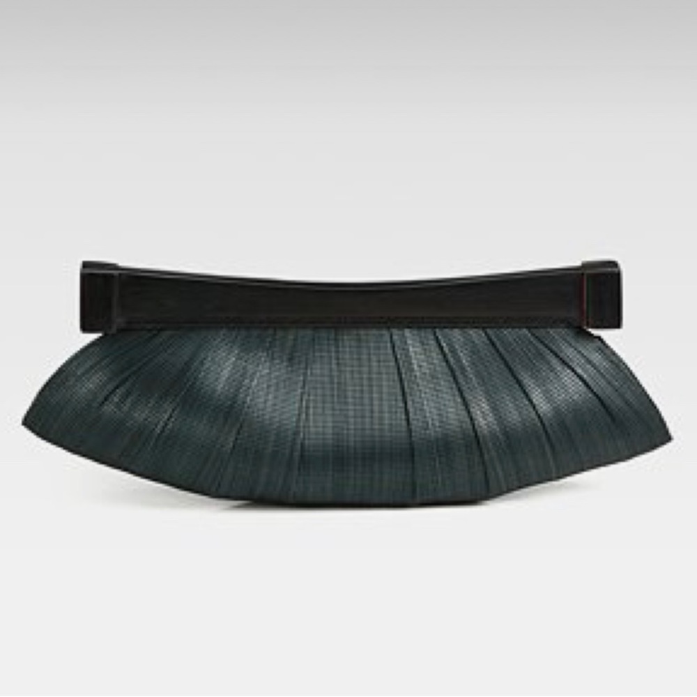 💫 Designer buntal clutch by Natori (BLACK)